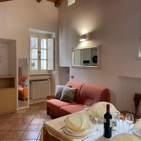 La Casa Del Porto Apartment Domaso Bagian luar foto