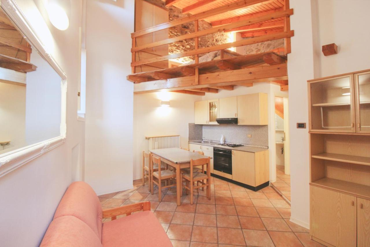 La Casa Del Porto Apartment Domaso Bagian luar foto